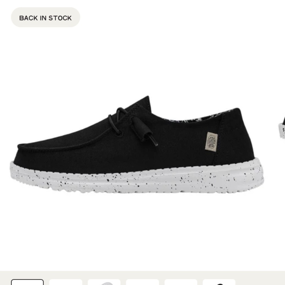 NWT! Size 8 Women’s Hey Dude ‘Wendy Black Odyssey’